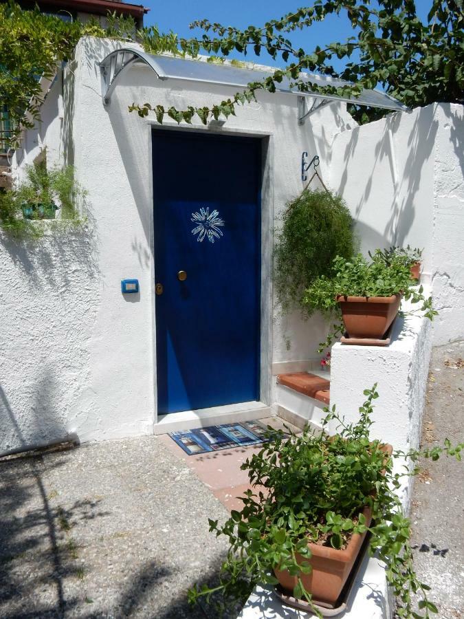 La Casetta Blu Torre del Greco Exterior photo